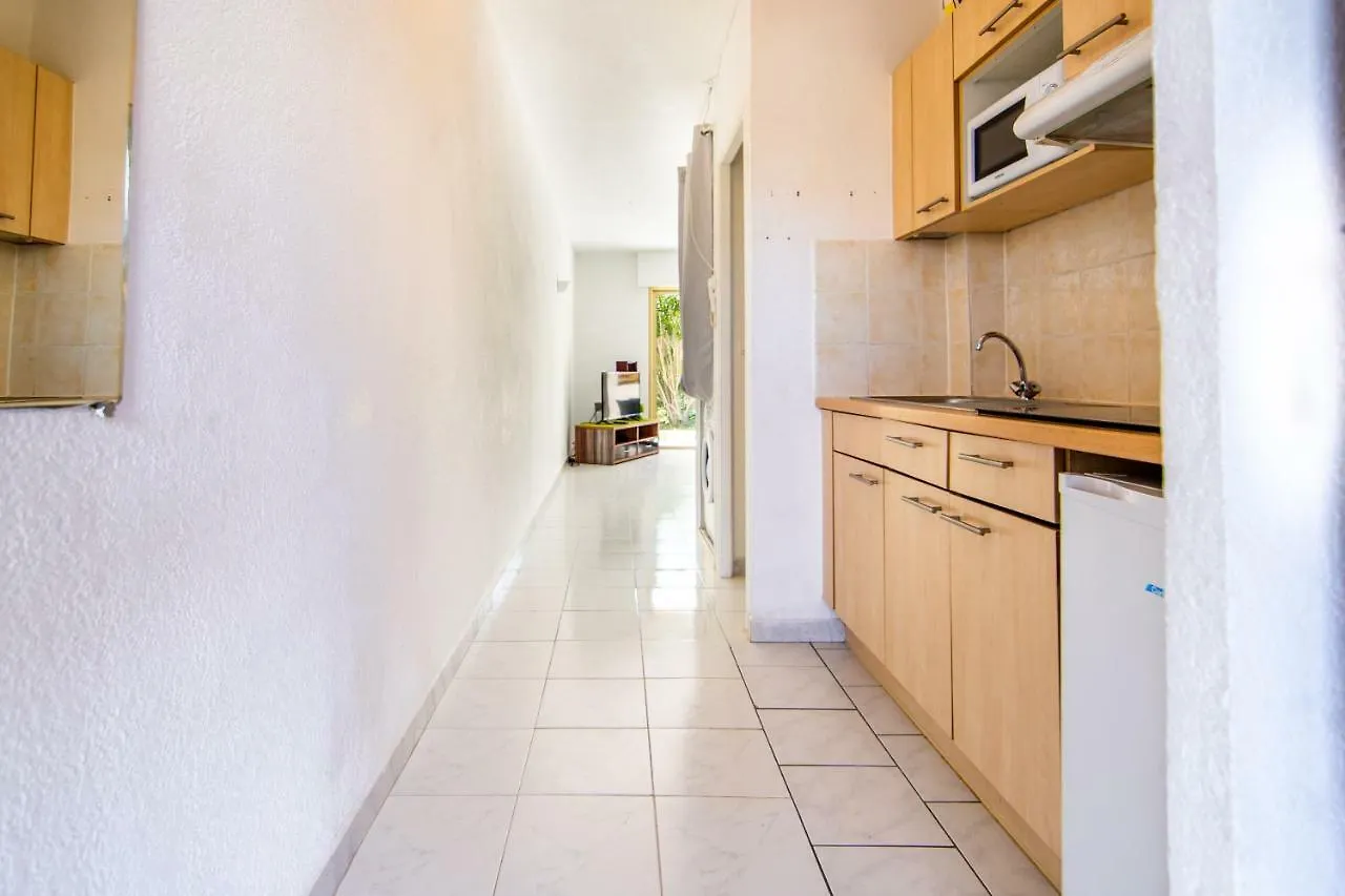 L'Hacienda Hotell Sainte-Maxime Lägenhet