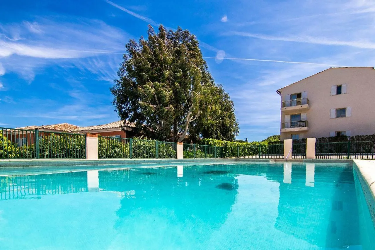 L'Hacienda Hotell Sainte-Maxime 0*,  Frankrike